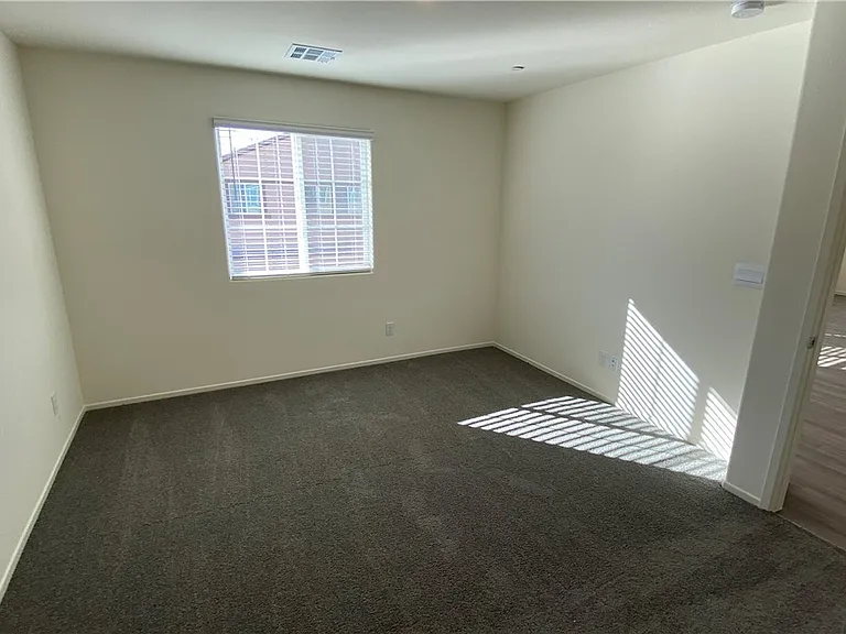 7850 Aurora Sky St — Photo 9
