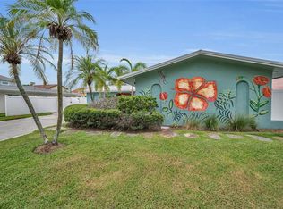 113 12th St, Belleair Beach, FL 33786