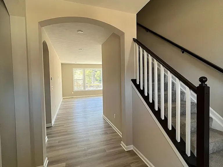 15926 Long Meadow Way — Photo 3