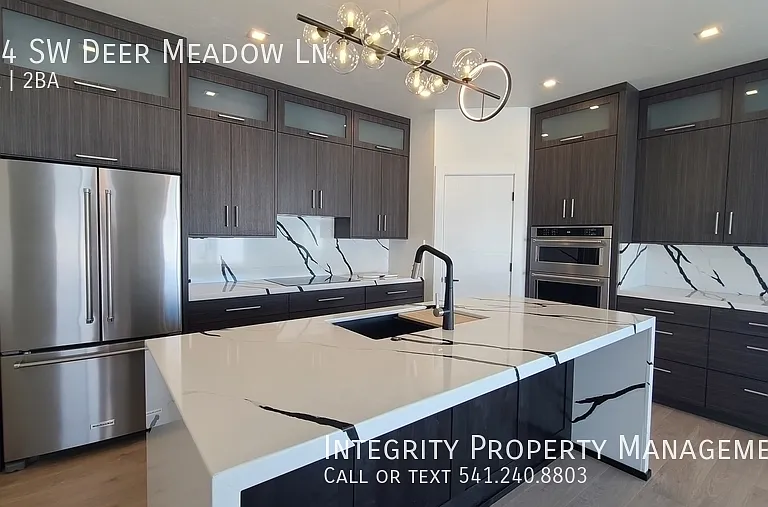 224 SW Deer Meadow Ln — Photo 4