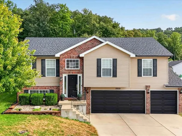 2829 Mallard Ct, Imperial, MO 63052