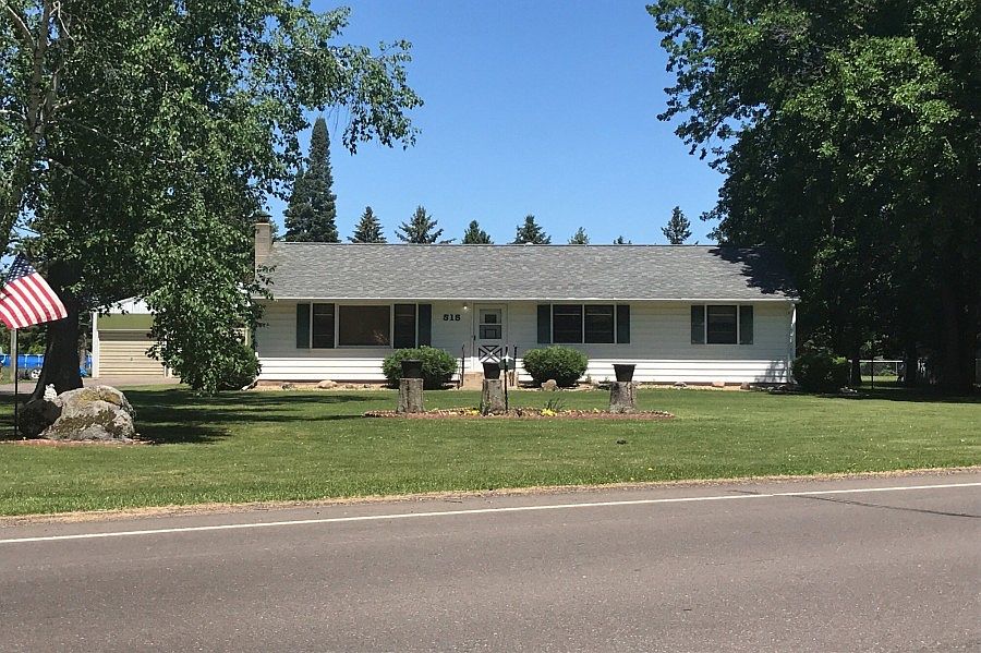 1st image of 515 E 4th St