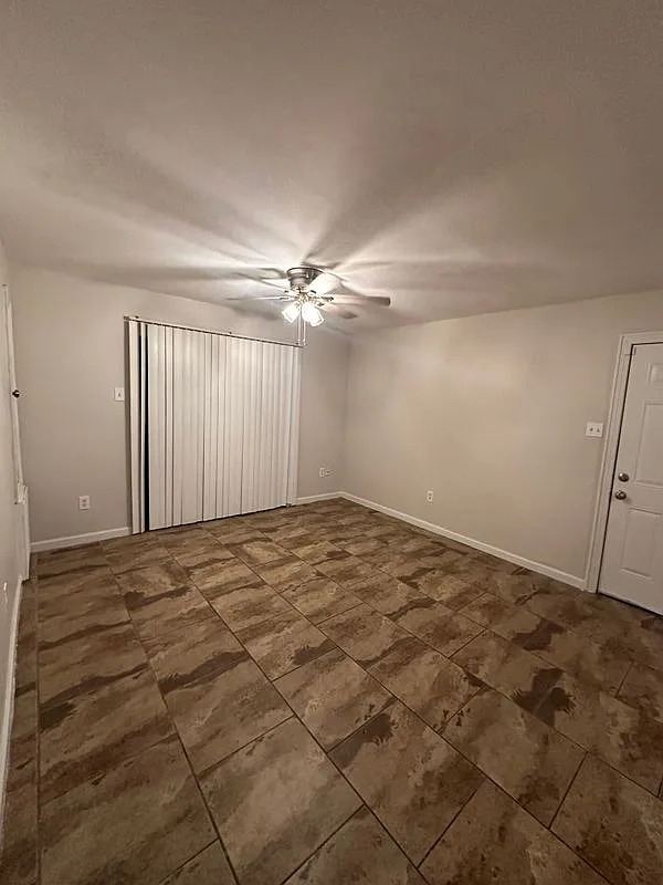 4 bed, 3.0 bath, 1800 sqft, $1,800 — Photo 4