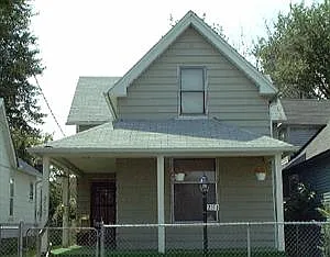 2113 Mulberry St photo 1