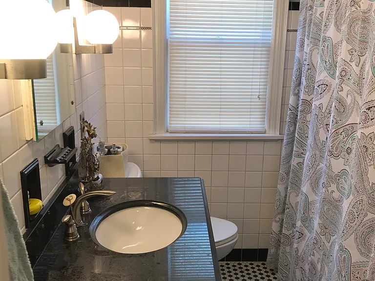 2644 N 62nd St #1 — Photo 18