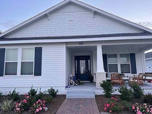 the front of the house 