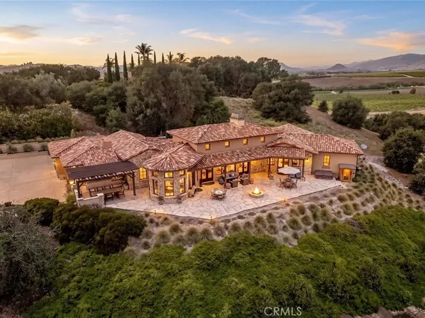2350 Camino Edna, San Luis Obispo, CA 93401