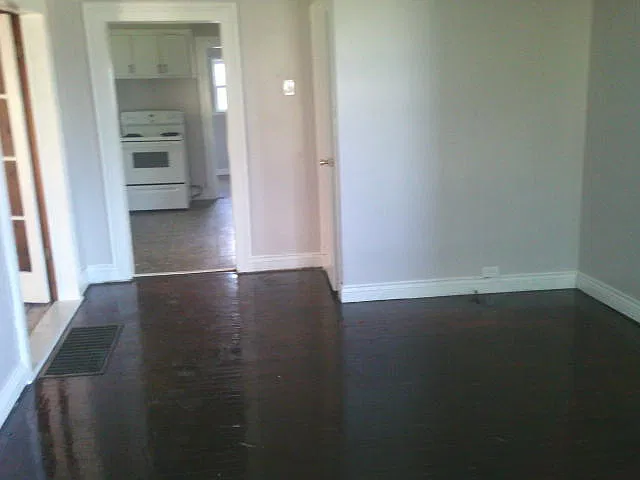 3 bed, 1393 sqft, $1,200 — Photo 3