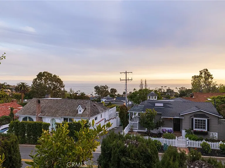 230 High Dr — Photo 36