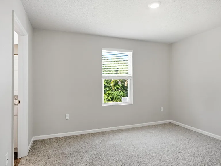 64 Foxhall Ln — Photo 31