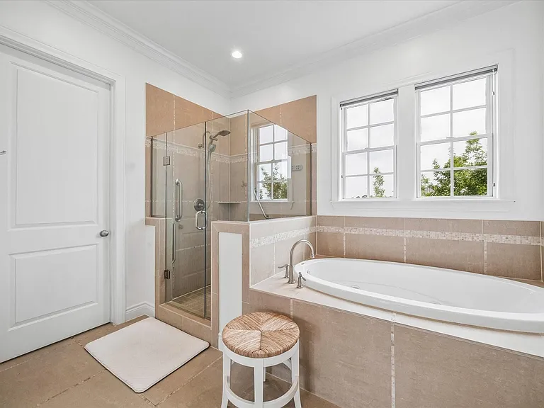 6015 Post Oak Green Ln — Photo 26
