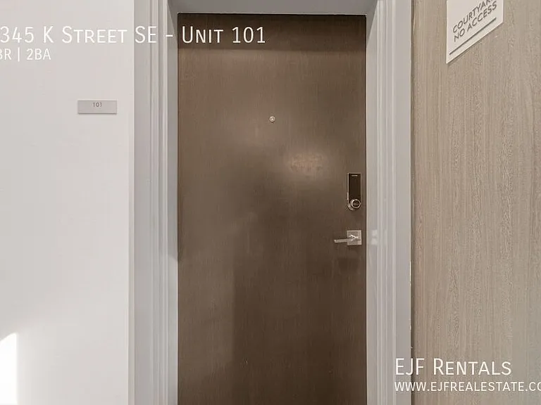 1345 K St SE #101 — Photo 6