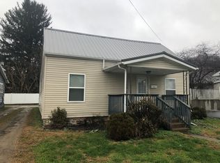 116 E Canal St, Nelsonville, OH 45764