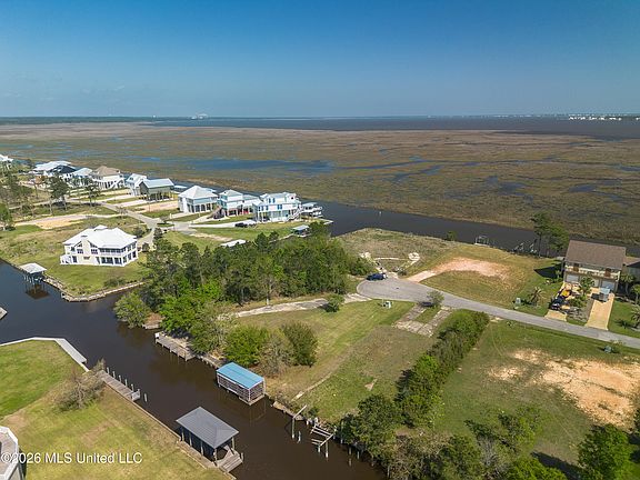 2nd image of 1348 Poki Pl