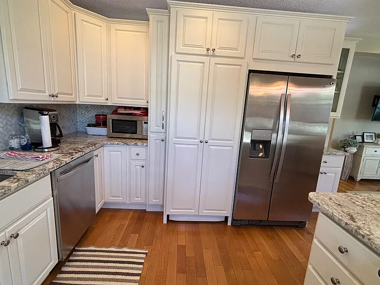 327 Shore Rd #B — Photo 8