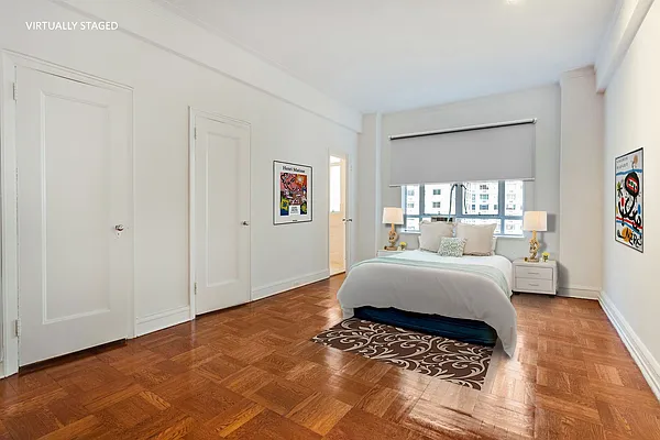 Sold by Stribling | media 10
