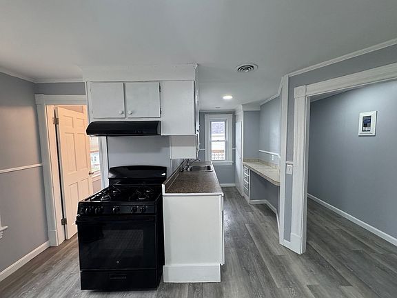 3rd image of 165-175 Conant St #175-3