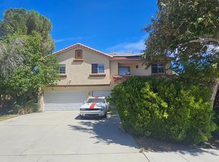 7229 Ojai Dr, Palmdale, CA 93551