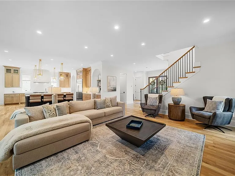 1381 Wessyngton Rd NE — Photo 13