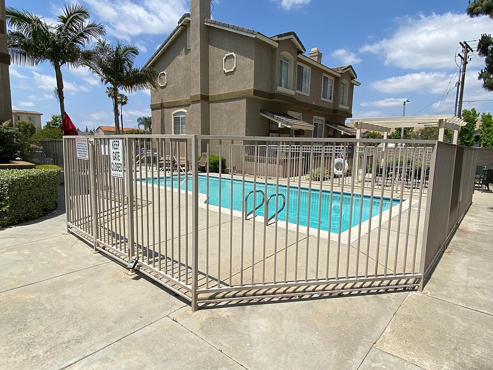 327 S Van Buren St, Placentia, CA 92870 Zillow