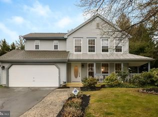 12701 Catawba Dr, Woodbridge, VA 22192
