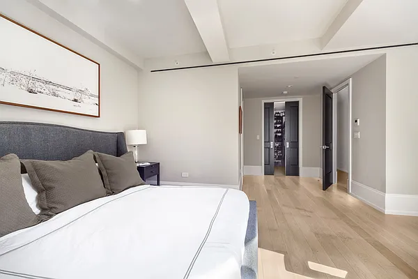 Sold by Compass | media 20