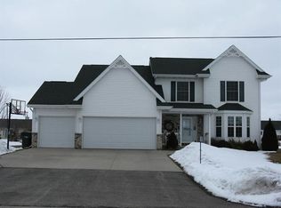 W7043 Forest Ave, Fond Du Lac, WI 54937