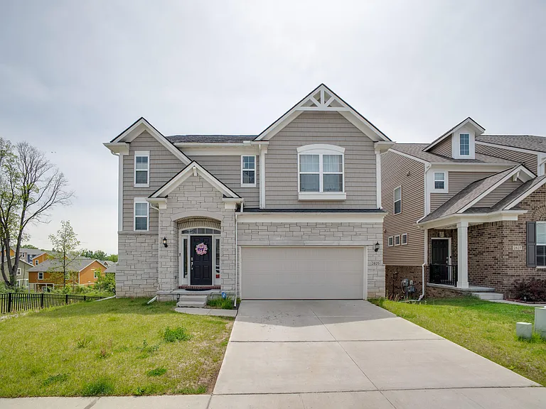2825 Dillon Dr — Photo 44