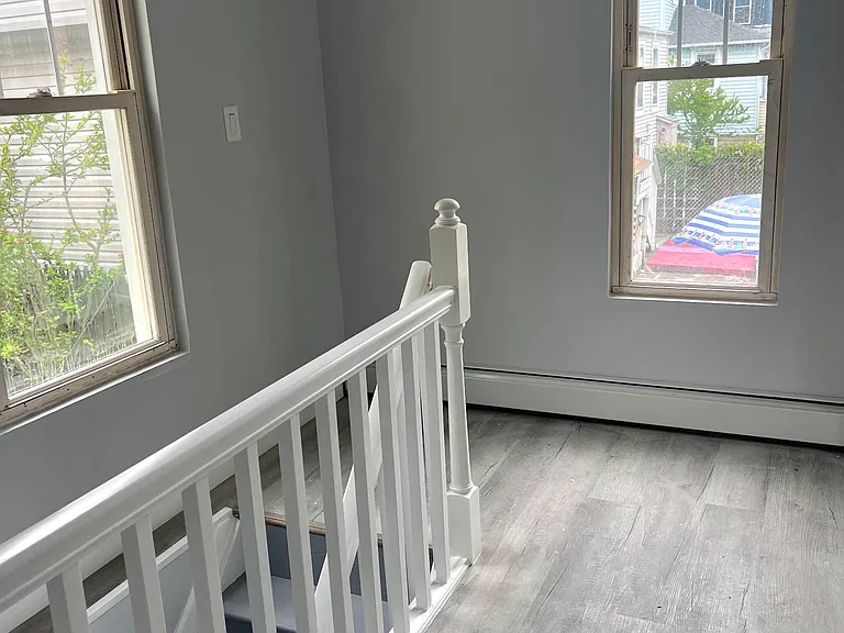 172 Beach 115th St — Photo 3