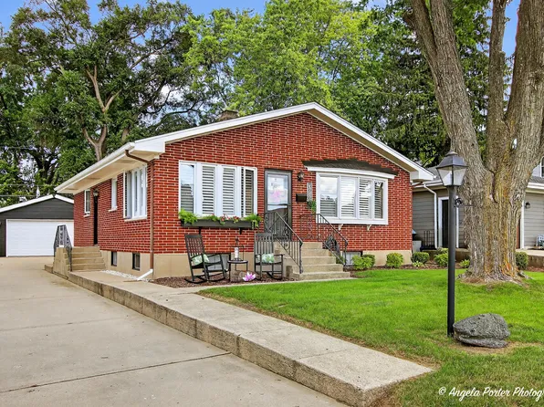 3616 Grand Ave, McHenry, IL 60050