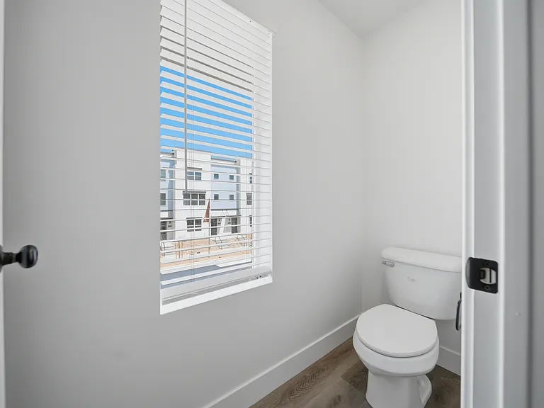 895 W Boxthorn Dr — Photo 21