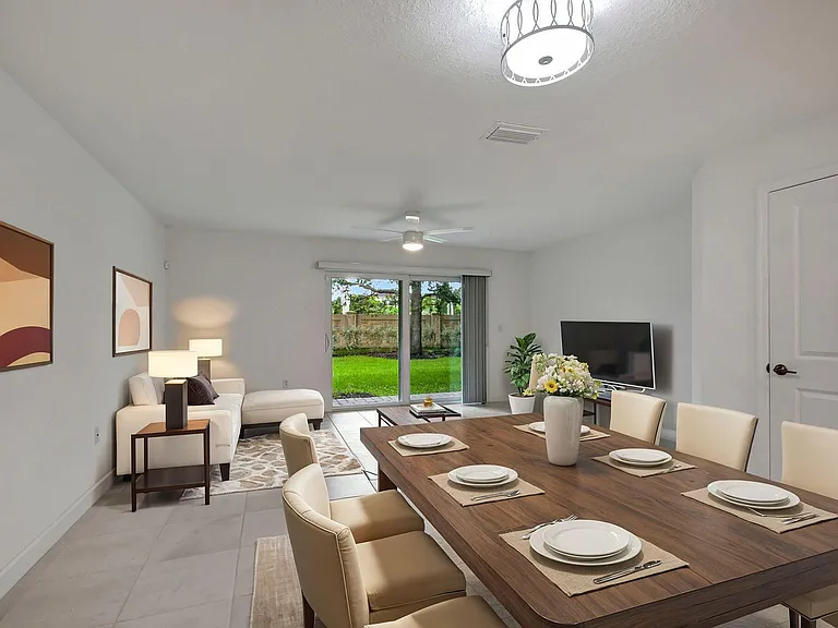 6851 Broadwater Ln — Photo 12