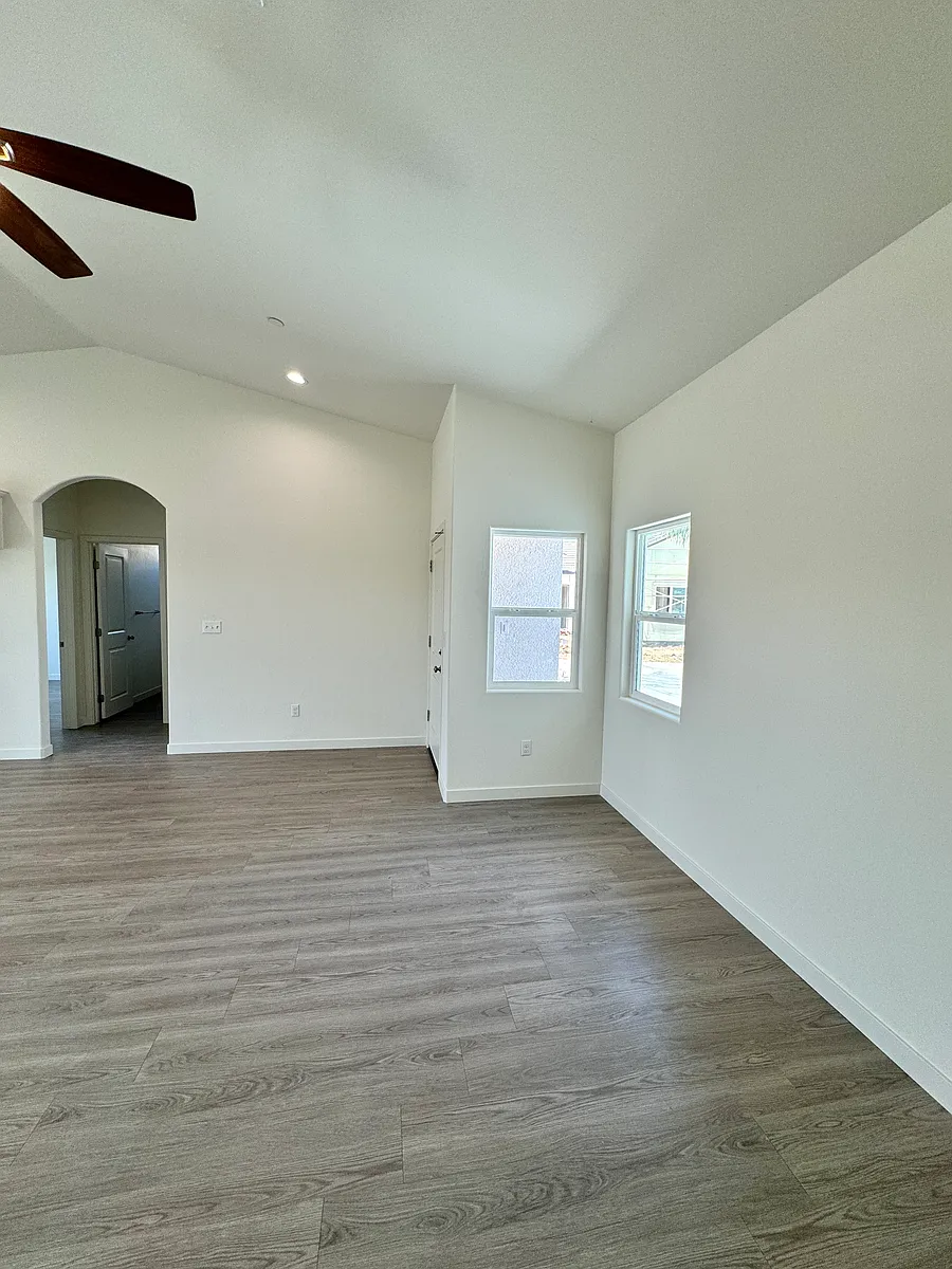 Building Photo - 9814 Turning Leaf Ln #B
