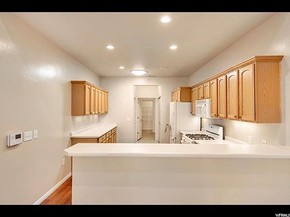 2nd image of 2888 W Abbey Springs Cir