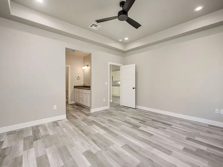 2920 Fairway Dr — Photo 11