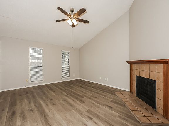 3rd image of 2420 Cripple Creek Dr