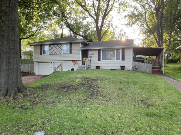 4210 N Elmwood Ave, Kansas City, MO 64117