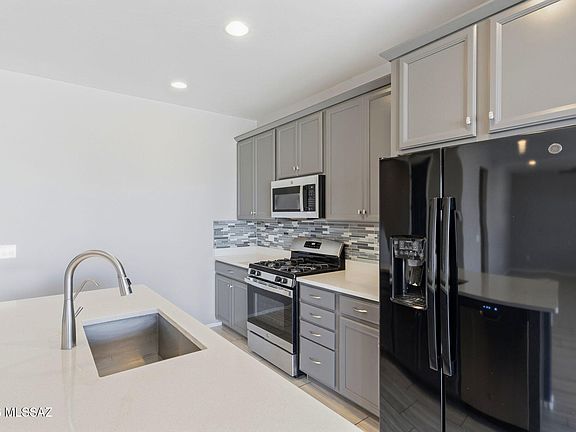 4th image of 6569 E Via Arroyo Largo