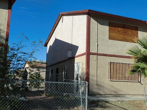 2nd image of 4724 Convaire Ave