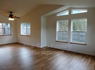 906 E Bryson Ave #1/2, Pt Angeles, WA 98362