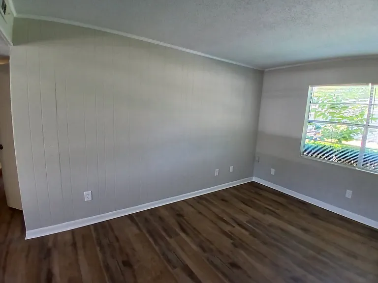 4101 McVay St SW #4 — Photo 3