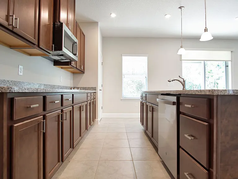 1419 Eucalyptus Way — Photo 12