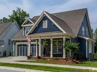 1836 Lake Glen Dr, Fuquay Varina, NC 27526