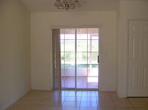 4th image of 697 Marion Oaks Trl