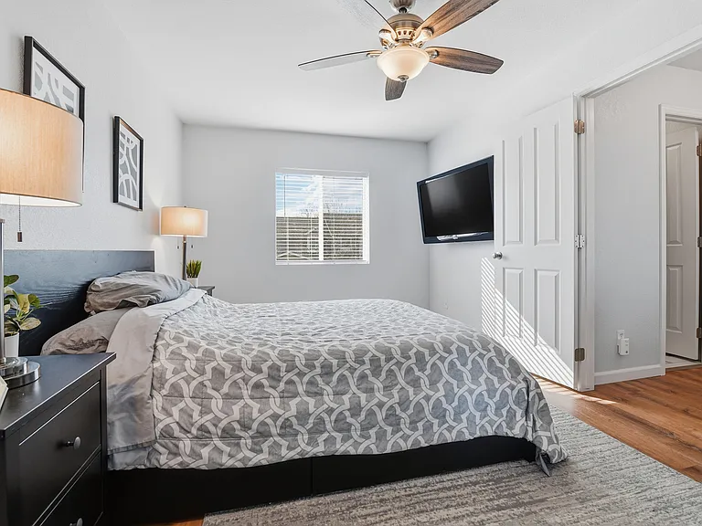 1706 Lake Shore Pl — Photo 19