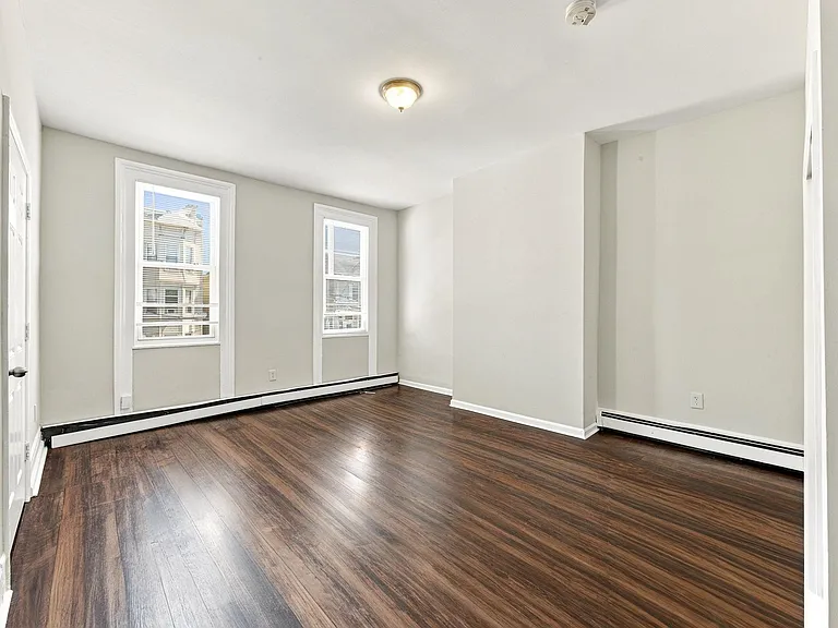 69 Belmont Ave #2 — Photo 2