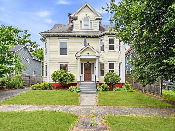 2nd image of 30 Beechwood Ave