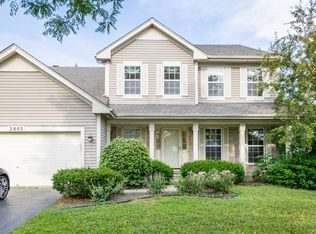 2803 Bluewater Cir, Naperville, IL 60564