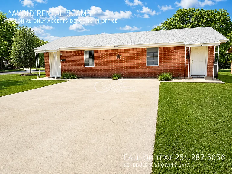 2208 Poage Ave #A — Photo 1
