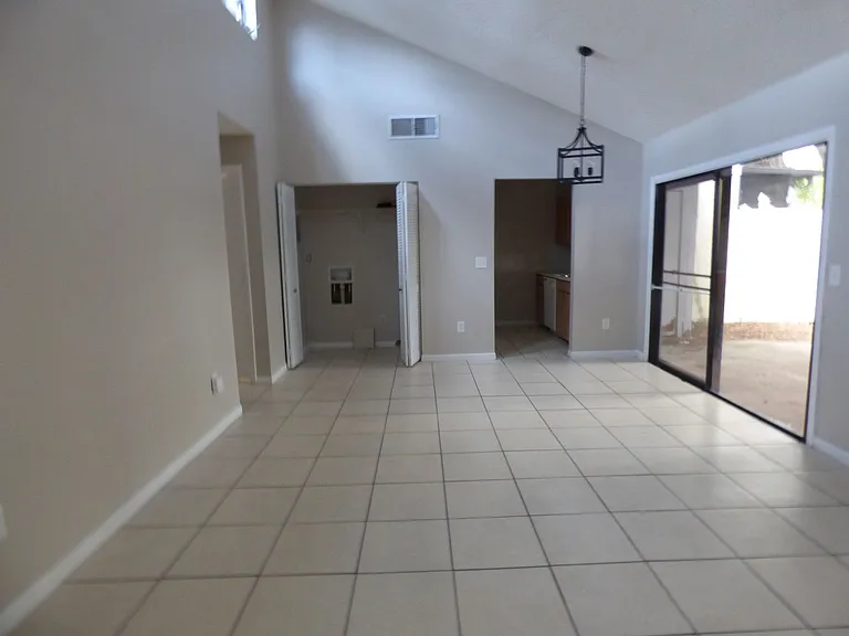 2600 Barbados Dr — Photo 6